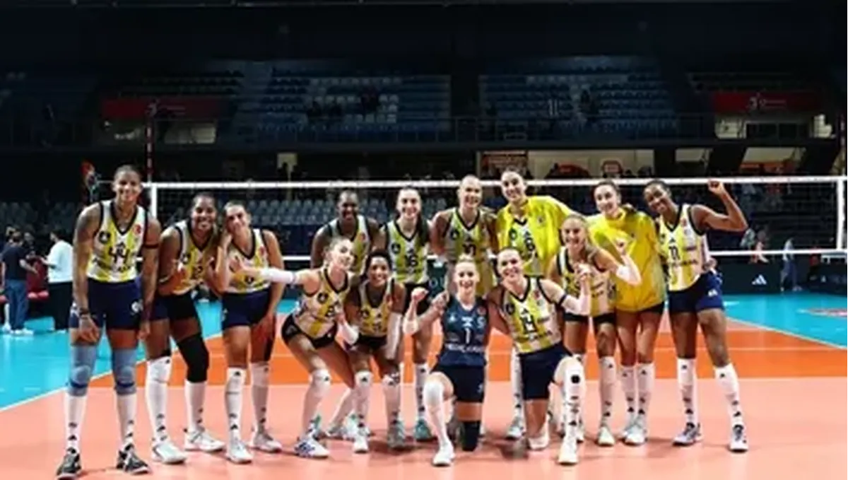Voleybol Derbisinde Fenerbahçe Medicana, Beşiktaş'ı 3-2 Geçti