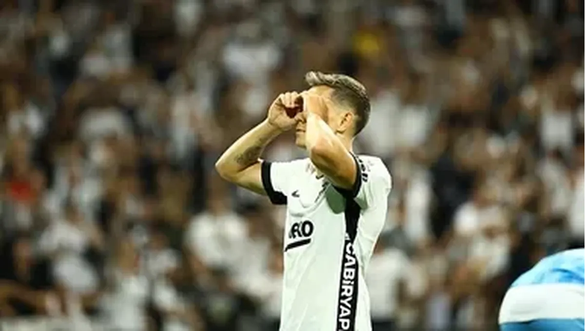 Beşiktaş'ta Leandro Trossard'dan İlk Gol Sevinci!