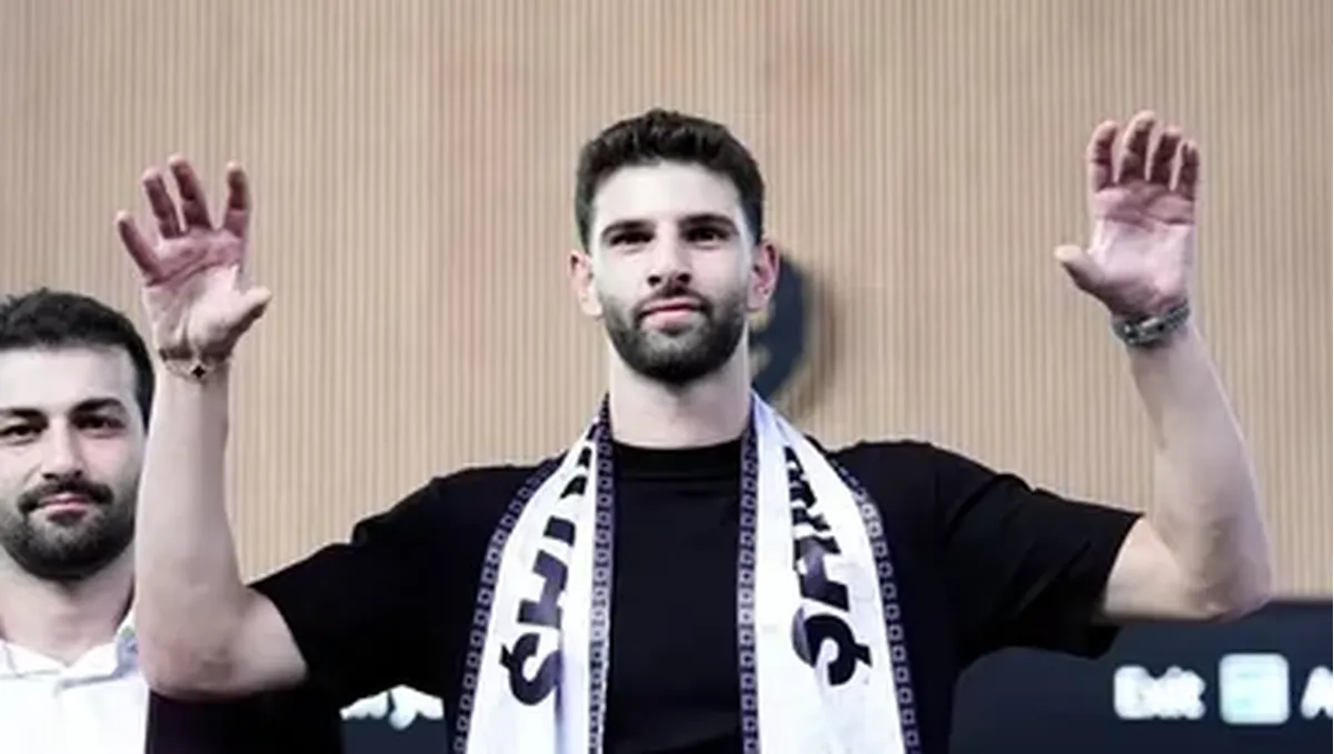 Ümit Akdağ, Beşiktaş'ta Formayı Kapmak İçin Sabırsızlanıyor Özet: Ümit Akdağ, Beşiktaş'ta forma giym